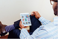 網(wǎng)絡(luò)營(yíng)銷推廣主要是百度競(jìng)價(jià)，而百度競(jìng)價(jià)外包是不錯(cuò)的選擇